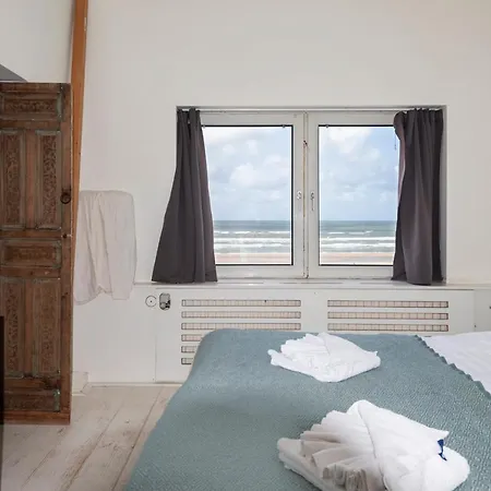 Διαμέρισμα Beautiful Beachfront Zandvoort